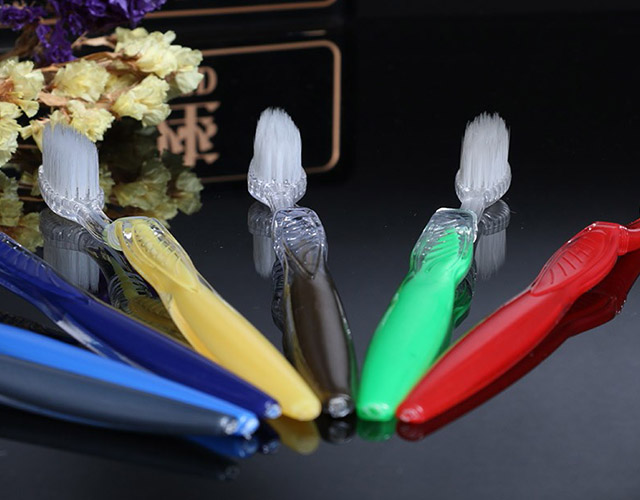 彩虹色牙具套装